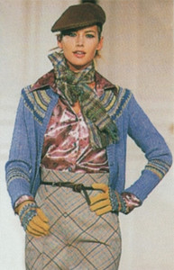 Yuki Torii - FW 1995 1996 - Paris - b.jpg