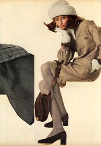 Avedon_Vogue_US_September_1st_1972_08.thumb.jpg.2d2382d467f5db3f091ae82a813a1da6.jpg