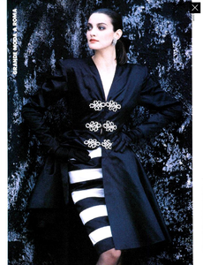 Bailey_Vogue_Italia_September_1986_Speciale_16.thumb.png.e2fefa983ec0ca590d296e92b70a87ea.png