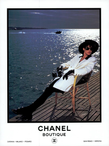 Chanel_Spring_Summer_1987_01.thumb.png.ae1cd9fb743fa5c53a0d4dd46f3298db.png