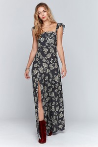 FLYNN-SKYE-FALL-CAPSULE-4-BARDOT-MAXI-ONYX-BLOOMS-2_1500x.jpg