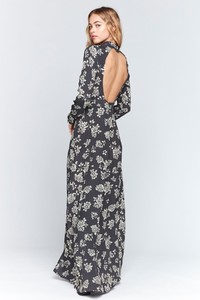 FLYNN-SKYE-FALL-CAPSULE-4-CEDAR-MAXI-ONYX-BLOOMS-11_1500x.jpg
