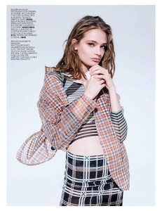 Marie_Claire_Italia_Febbraio_2018-page-017.jpg