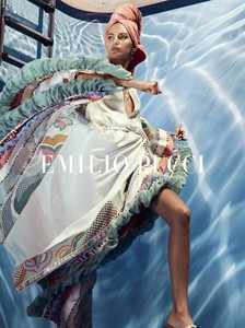 Valery-Kaufman-by-Mel-Bles-for-Emilio-Pucci-SS-2018-Campaign-2.jpg
