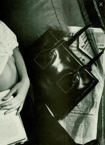 Watson_Prada_Spring_Summer_1988_02.thumb.png.e0702fb3796a8da409969ed69d73f2f1.png
