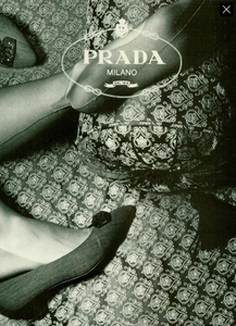 Watson_Prada_Spring_Summer_1988_04.thumb.png.03363959fc82f8926189dbe31fd56497.png