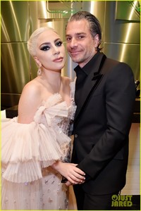 lady-gaga-christian-carino-grammys-2018-01.jpg