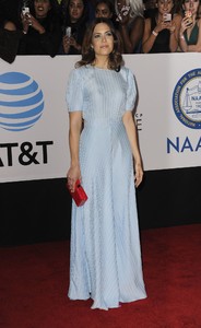 mandy-moore-2018-naacp-image-awards-in-pasadena-4.thumb.jpg.c7290317069dc5d0b70ff9c2d28b0771.jpg