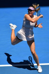 maria-sharapova-australian-open-01-16-2018-11.jpg