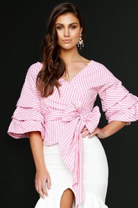 modern_vintage_top_checked_pink1.jpg