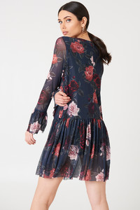nakd_mesh_round_neck_dress_1100-000349-1450_02k.jpg