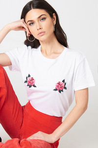 nakd_peony_embroidery_tee_1018-000954-0001_01a.jpg