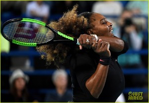 serena-williams-plays-in-first-tennis-match-since-giving-birth-07.jpg