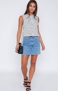 stripe-tank-201_4000x4000_crop_bottom.jpg