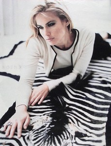 blancy y negro valeria mazza un punto dulce madame figaro.unlocked.PDF.0008.JPG