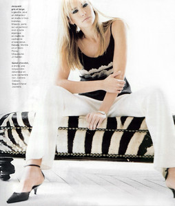 4 Madame Figaro Douce Maille 1997 photogra Graham Shearer.jpg