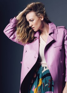 5a910981a7b93_Yvonne-Strahovski-Jones-Magazine-2018--03.thumb.jpg.e77f9bef1d516e22262f0c50f8cb1d20.jpg