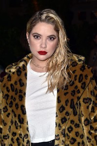 ashley-benson-juicy-couture-show-fall-winter-2018-at-nyfw-1.jpg