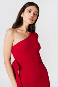 boohoo_izzy_one_shoulder_frill_tie_dress_1506-000127-0004_04g.jpg