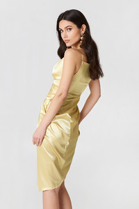 boohoo_satin_strappy_dress_1506-000130-0888_02k.jpg