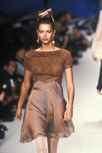 chloe-fw-1994-8.thumb.jpg.4941d3101857579b30c9f4b05902231e.jpg