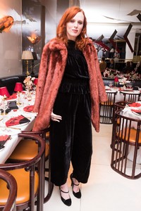 karen-elson-frame-fifth-anniversary-dinner-in-new-york-3.jpg