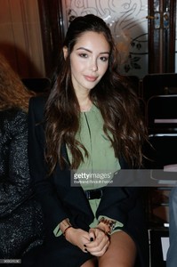 nabilla-benattia-attends-the-franck-sorbier-haute-couture-spring-picture-id909631036.jpg