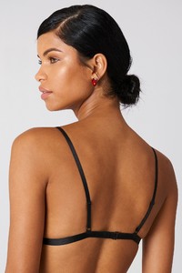 nakd_delicate_eyelash_lace_bra_1013-000211-0002_04b.jpg