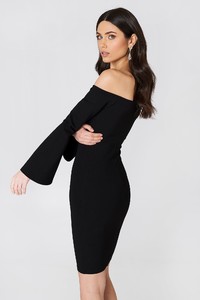 nakd_offshoulder_trumpet_sleeve_dress_1017-000038-0002_02k_r.jpg