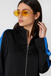 nakd_oval_sunglasses_1015-000437-0024_01l.jpg