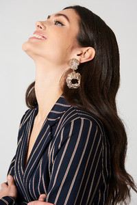 tranloev_structured_round_hanging_earrings_1285-000089-0013_03lr.jpg
