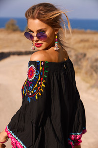 Multicolor Embroidered Off-The-Shoulder Top 02.jpg