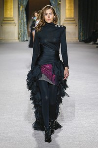 Valery Kaufman Balmain Fall 2018 RTW PFW 2.jpg
