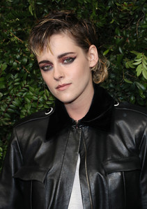        kstew040318BZNimage12.jpg