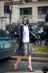 Eva-_Chen-by-_STYLEDUMONDE-_Street-_Style-_Fashion-_Bl (1).jpg