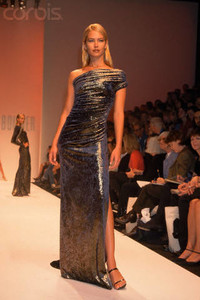 marc bower autumn winter 1998 1999 new york Byrant Park - March 30.jpg