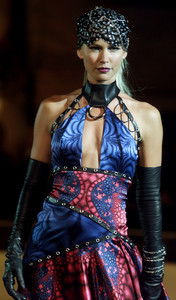 4 lancetti couture fall winter 2001 2002 Rome 2001 july 15.jpg