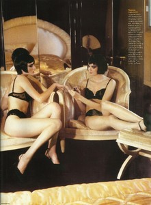 elle russia dec 1997 demontes 4.jpg