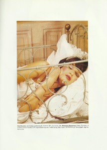 elle russia january 1998 model larissa bondarenko6.jpg