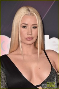 iggy-azalea-iheartradio-musica-awards-2018-02.jpg