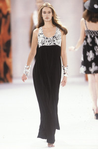 todd-oldham-ss-1994-1.thumb.jpg.d08d678eb8a75b7c82fe12ad9b10dbbd.jpg