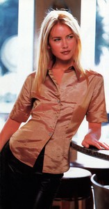 Victoria's Secret Summer 1998 Vol II Nº 1 Page 069 a.jpg