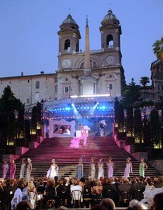 Julio 1995 piazza spagna fall winter 1995 1996.jpg