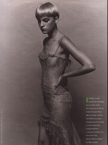 marie claire FR nov 1999 (7).JPG
