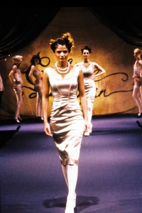 collette-dinnigam-fw-1998-1.thumb.jpg.ef578cdbd0f483b4919be1764944638e.jpg