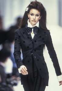 complice-fw-1992-35.thumb.jpg.77fc8c4d463383bf537255ae68731a61.jpg