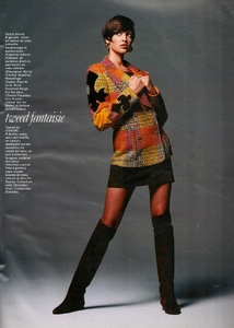 french_elle_7sept1992_32.thumb.jpg.005bc7838255cd731395e6d1db8dc01c.jpg