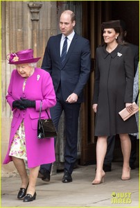 kate-middleton-prince-william-easter-service-05.jpg