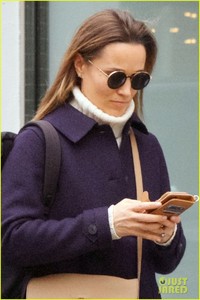 pippa-middleton-gym-april-2018-london-01.jpg