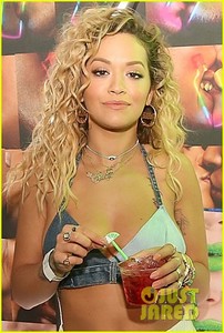 rita-ora-performs-new-song-proud-at-coachella-02.jpg